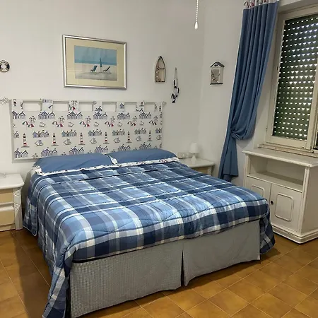 Adora Bed & Breakfast *