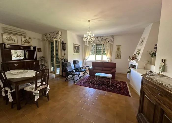 Adora فندق مبيت وإفطار